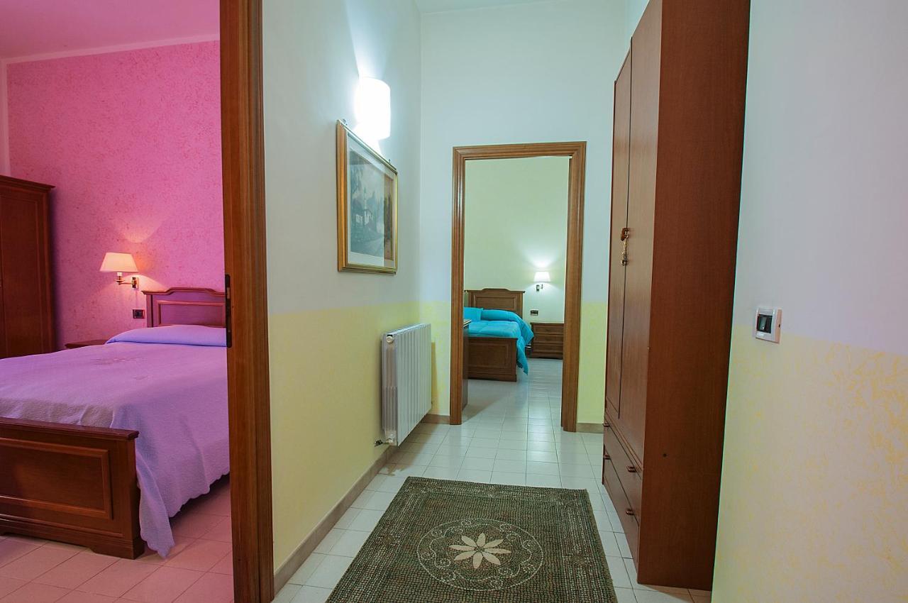 Alloggio Turistico Luigina Morro Reatino エクステリア 写真